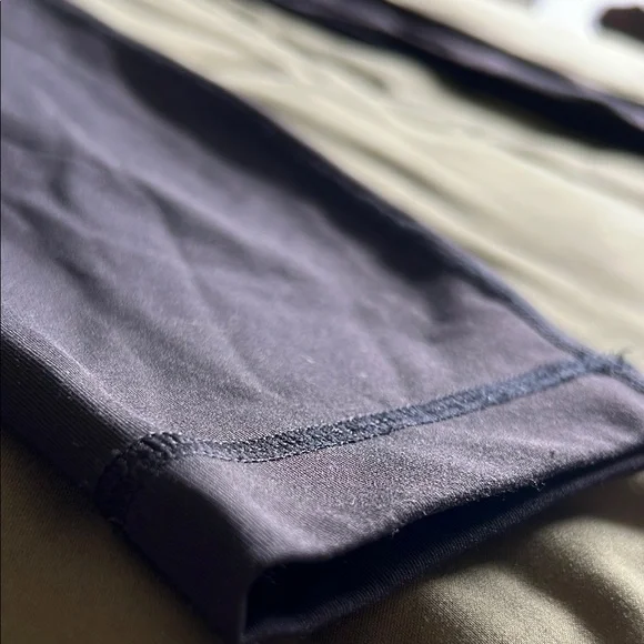 {LULULEMON} Align Leggings 8 - Picture 5 of 12